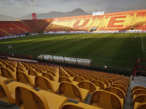 FOTOS: Así luce la cancha del Santa Laura a minutos del Clásico Universitario
