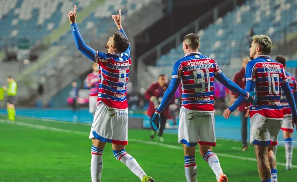 Martín Lucero marcó tanto que dejó fuera a Palestino de la Copa Sudamericana (Foto: Mateus Lotif/FEC)