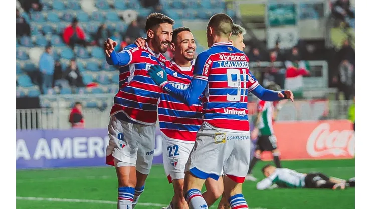 Juan Martín Lucero y el Fortaleza revirtieron la sanción impuesta por la FIFA (Foto: Mateus Lotif/FEC)