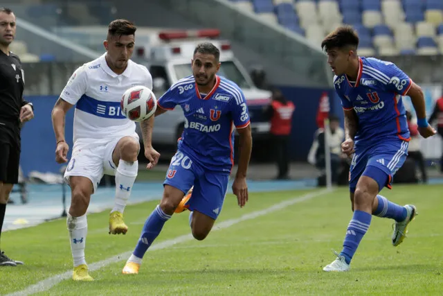 El especialista dice que la cancha quedará muy mala tras el clásico (Photosport)