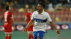 Alexander Aravena seguirá jugando en la Universidad Católica, al menos, hasta fines de la temporada 2023