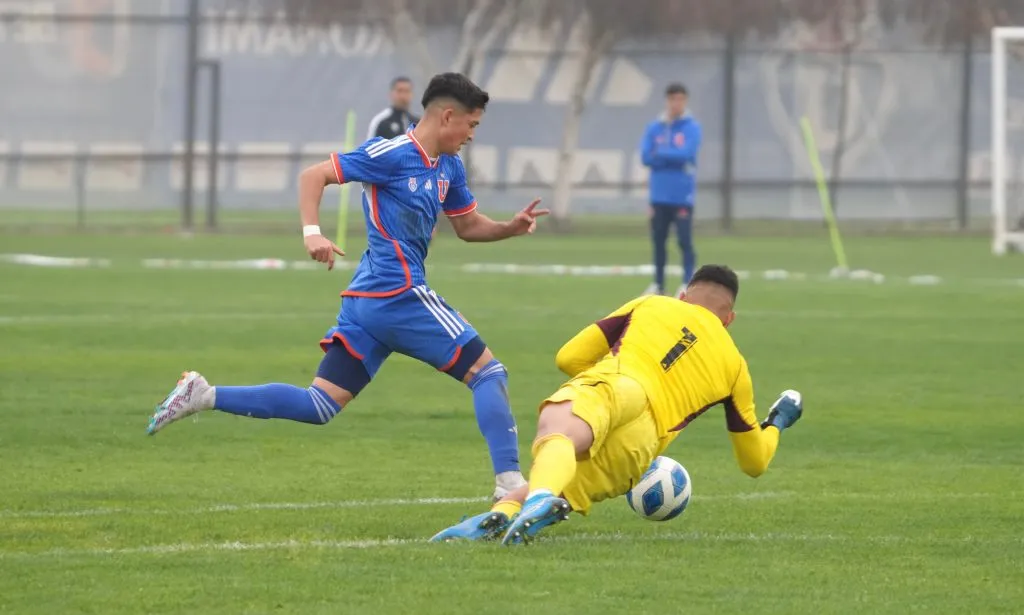 Momento previo al golpe provocado por Villanueva al Nato Huerta (Bolavip)