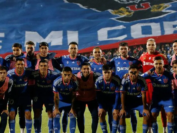 Cuestionado jugador de la U aparece como uno de los mejores del continente