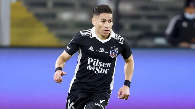 Opazo deberá seguir esperando para debutar en Colo Colo.