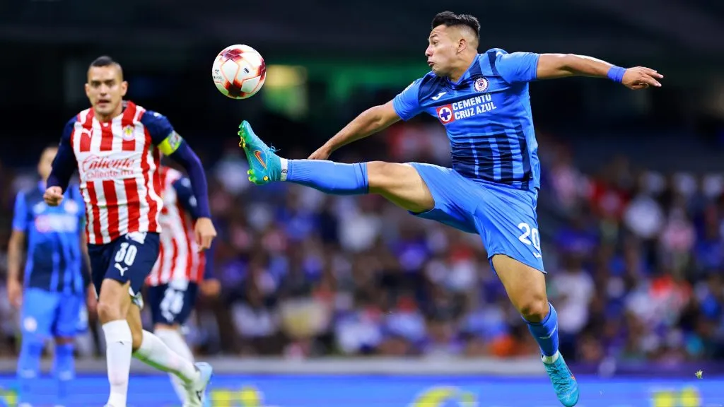 Iván Morales le gustaría volver en su minuto a Colo Colo, pero en el Cacique es poco factible su retorno al club (Getty Images)