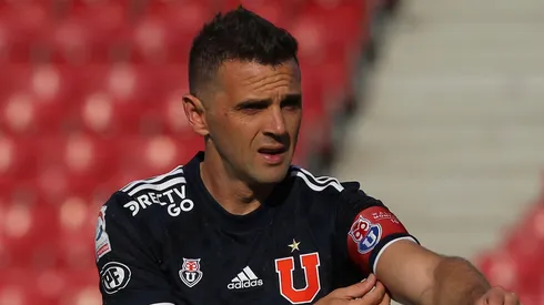 El recordado jugador de Universidad de Chile sigue disfrutando del fútbol.