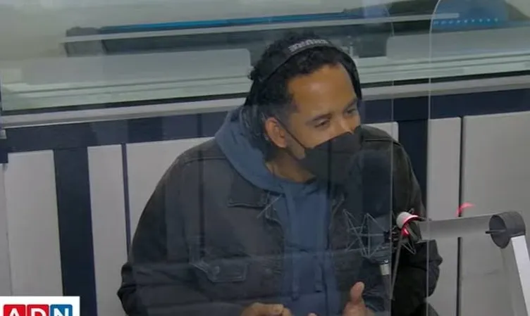 Jean Beausejour fue sindicado por Juan Cristóbal Guarello por el tema de la Radio ADN