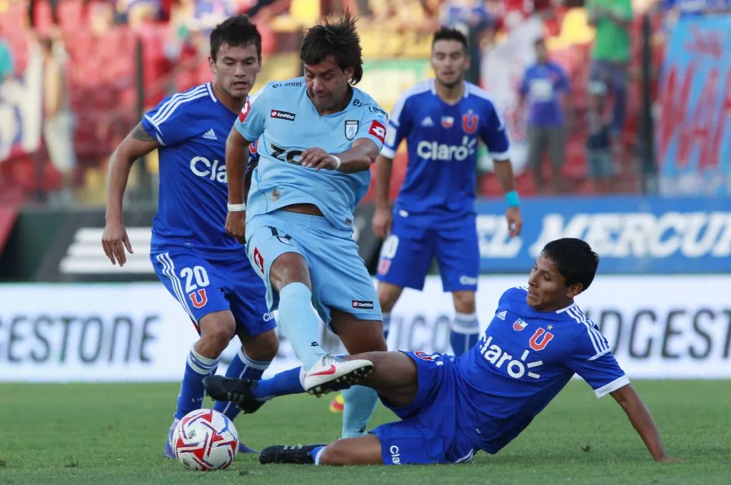 Raúl Ruidíaz jugó por Universidad de Chile en la temporada 2012.
