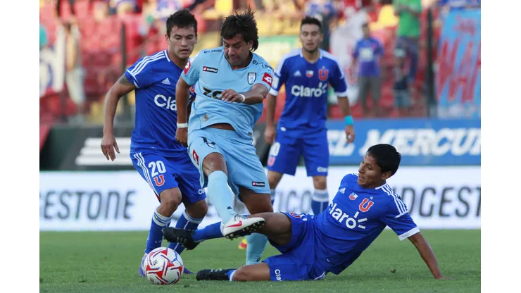 Raúl Ruidíaz jugó por Universidad de Chile en 2012.
