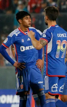 Osorio no alcanzó a patear el penal (Photosport)