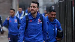 Matías Zaldivia se sumó de madrugada a la concentración de la U y será titular en la Copa Chile