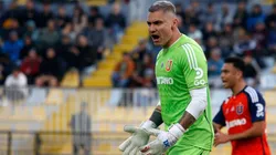 Johnny Herrera molesto con la suplencia de Cristóbal Campos