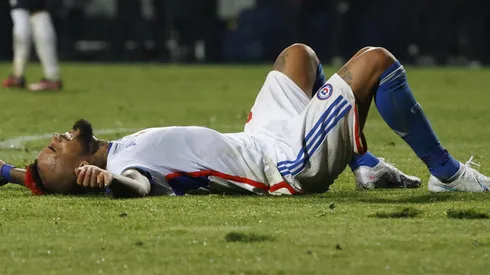 Crack ochentero de La Roja le pone condiciones a Arturo Vidal para ser titular.