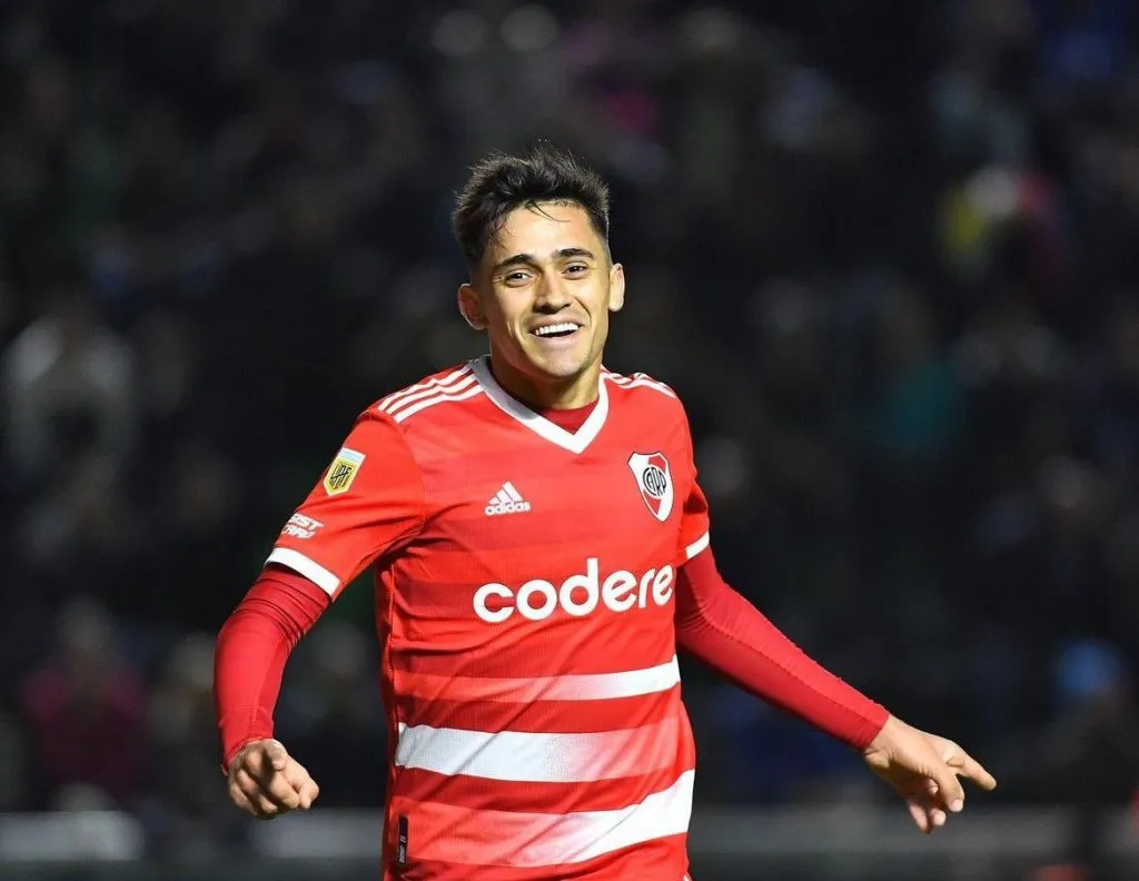 Pablo Solari hace noticia afuera de la cancha | Foto: Instagram