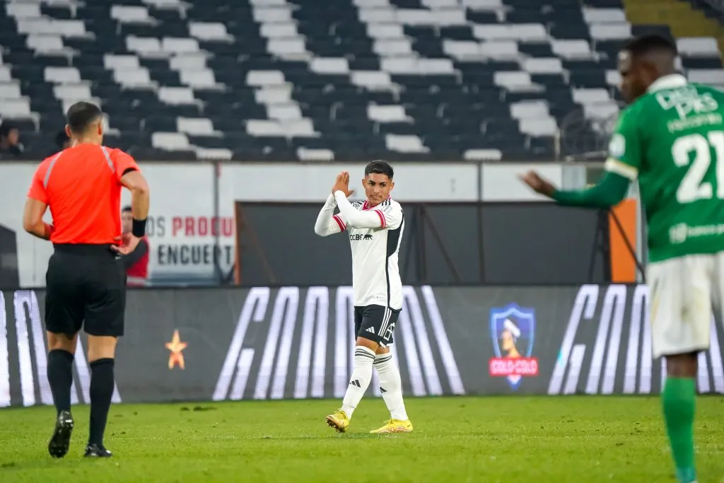 Thompson se reencontró con la gente de Colo Colo en el Estadio Monumental | Foto: Guillermo Salazar