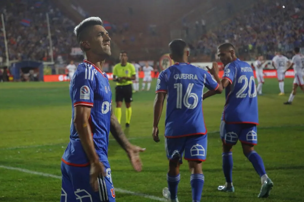 Leandro Fernández sufrió más de la cuenta por el tema de la medicina que usó para tratar una afección broncopulmonar, que sí fue informada por la U (Photosport)