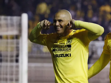 VIDEO: Hermosa definición de Chupete Suazo para el triunfo parcial de San Luis