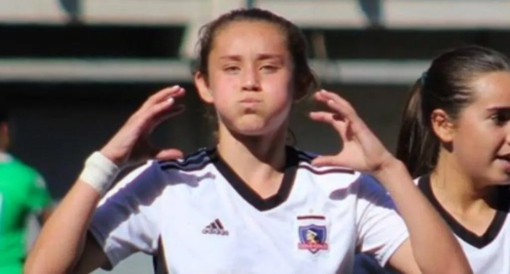 La recordada celebración de Muñoz es replicada por su hija Catalina | Foto: Colo Colo Femenino