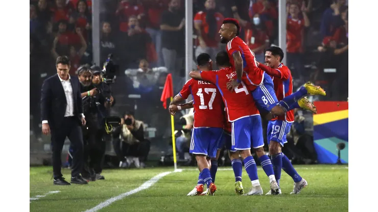 La Roja jugará de local ante Colombia en el Monumental en septiembre.
