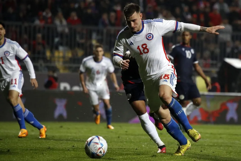 Bruno Barticciotto fue figura de la Selección Chilena ante Repúlica Dominicana (Photosport)