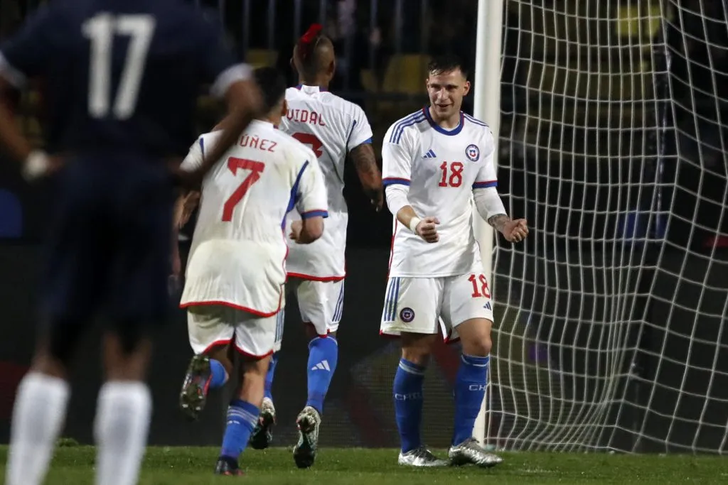 Bruno Barticciotto brilla con La Roja (Foto: Photosport)