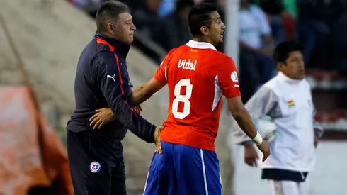 Histórico de Colo Colo se ilusiona con juntar a Claudio Borghi y Arturo Vidal en Colo Colo (Foto: Photosport)