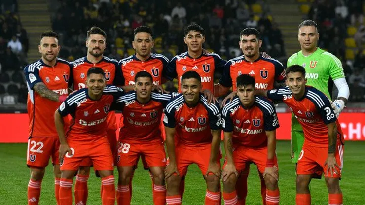 Directora de Universidad de Chile habla sobre refuerzos