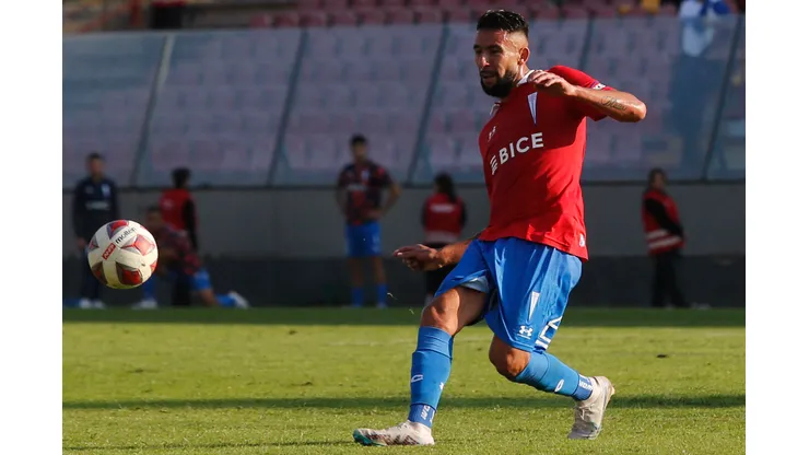 Grande de América le hace una oferta a Mauricio Isla