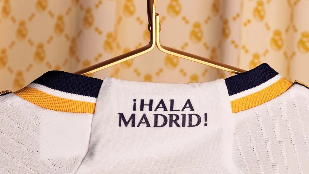 La frase que acompaña por el mundo entero a los aficionados al Real Madrid (Adidas)