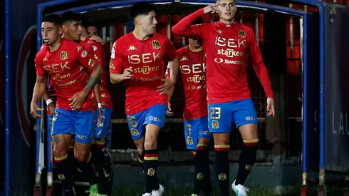 Unión Española tiene al goleador del Campeonato, Leandro Garate. (Foto: Photosport)