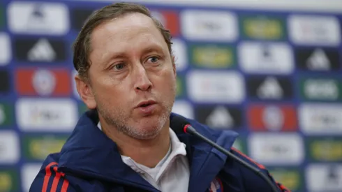 Luis Mena es criticado por la ausencia de arqueras en La Roja Femenina