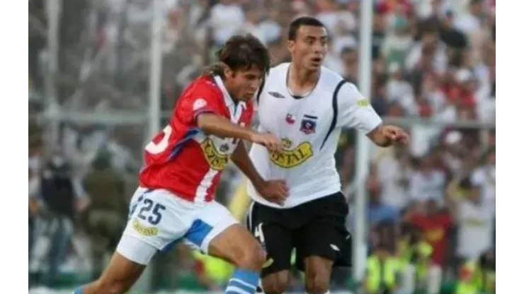 Cereceda le declara su amor al Cacique.