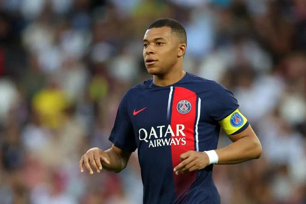 Mbappé estaría viviendo sus últimos días en el PSG. (Getty Images)