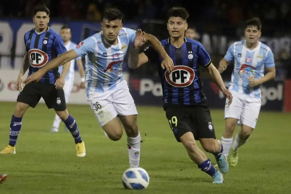 El duelo entre Huachipato y Magallanes aún no tiene fecha para ser jugado. Eduardo Fortes/Photosport
