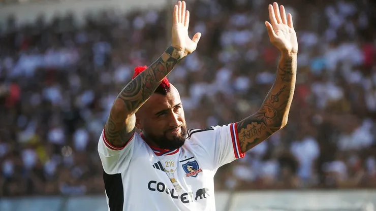Los hinchas de Colo Colo se ilusionan con la vuelta de Arturo Vidal