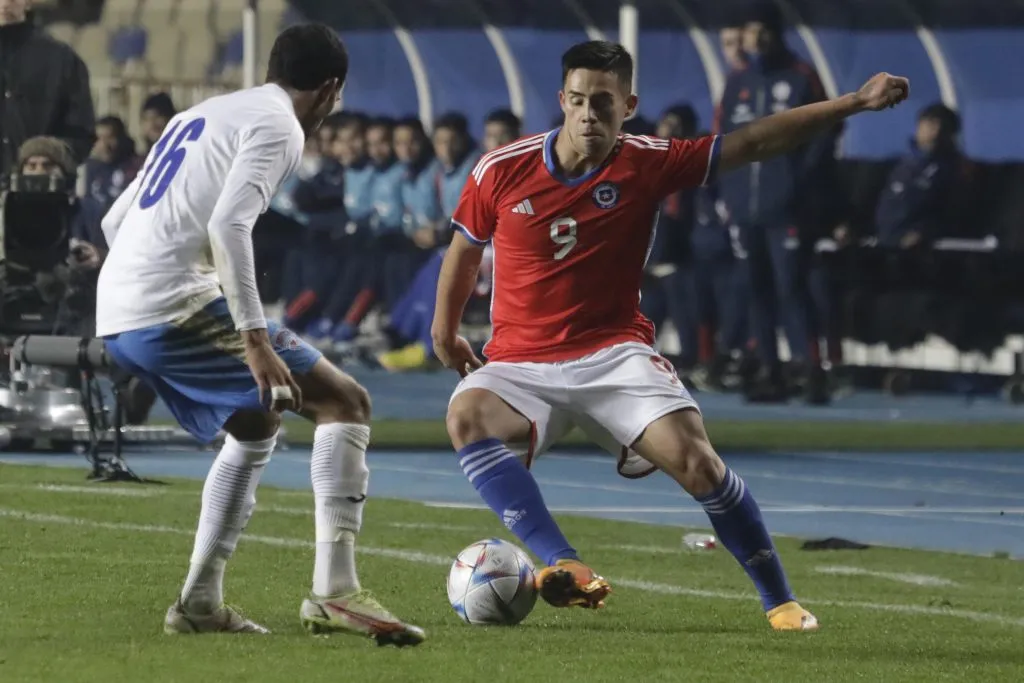 Alexander Aravena espera consolidarse en la Selección Chilena | Foto: Photosport
