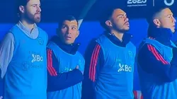 Gary Medel miró a Ben Brereton mientras sonaba el himbo de Chile (Foto: Chilevisión)