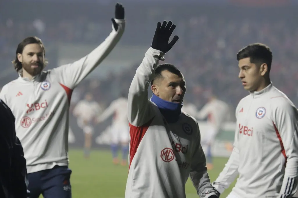 Gary Medel fue saludado por todos en Concepción y el capitán de la Selección cambiará de equipo en Europa (Photosport)