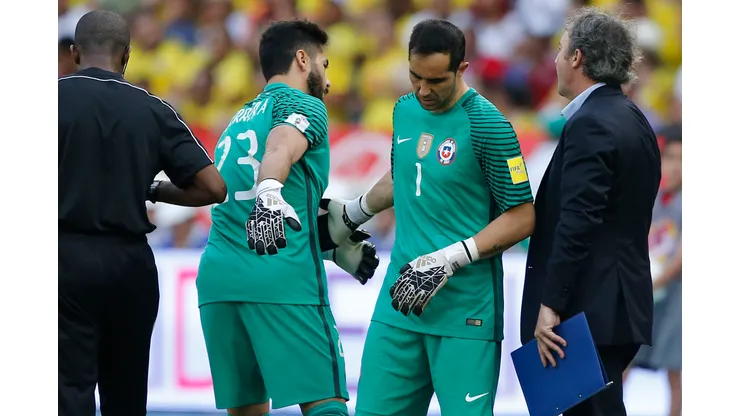 Johnny Herrera cree que Eduardo Berizzo quedaría mal si vuelve a llamar a Claudio Bravo