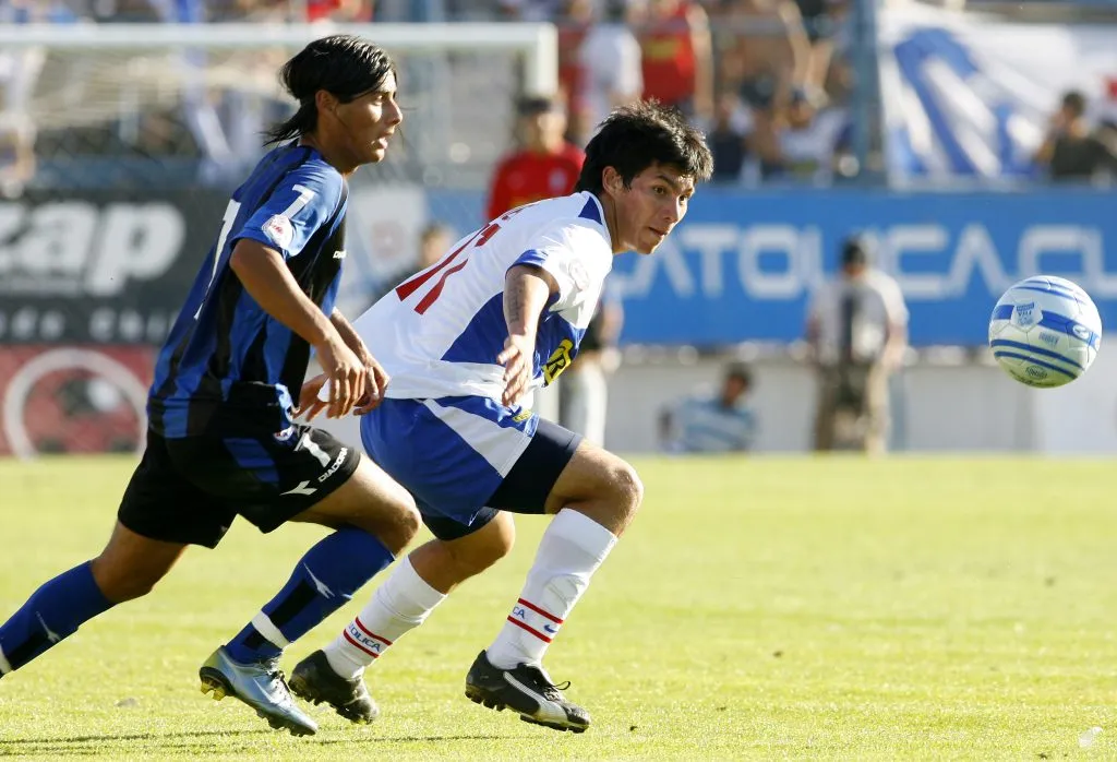 Gary Medel está con el pase en su poder y podría pensar en su retorno a la UC pese a sus 35 años (Photosport)