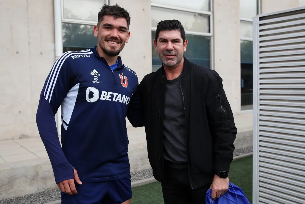 Quizás la visita de Salas al CDA, también incluyó a Franco Lobos como tema de conversación (Prensa Universidad de Chile)