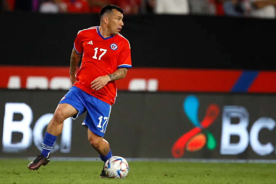 Gary Medel buscaría seguir su carrera en Europa. | Foto: Photosport