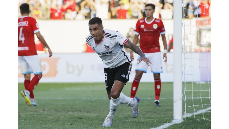 Darío Lezcano vive un complicado momento en Colo Colo (Foto: Photosport)
