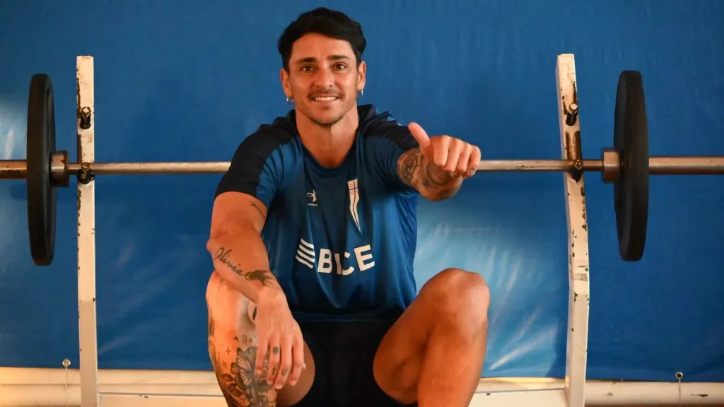 Zampedri ya comenzó su proceso de recuperación con la UC. (Twitter)