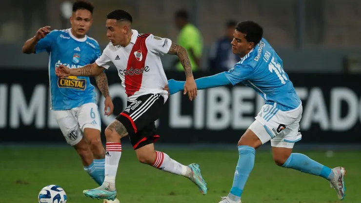 Jhilmar Lora era uno de los jugadores en la carpeta de la UC y queda fuera de combate tras decidir no venir al fútbol chileno