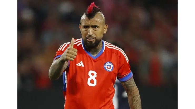 El volante nacional se ve por muchos años más jugando al fútbol y sueña con poder ir a otro Mundial con La Roja