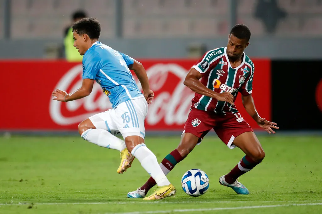 Jhilmar Lora es el jugador que busca la Universidad Católica para poder reemplazar a Mauricio Isla en el lateral derecho (Getty Images)