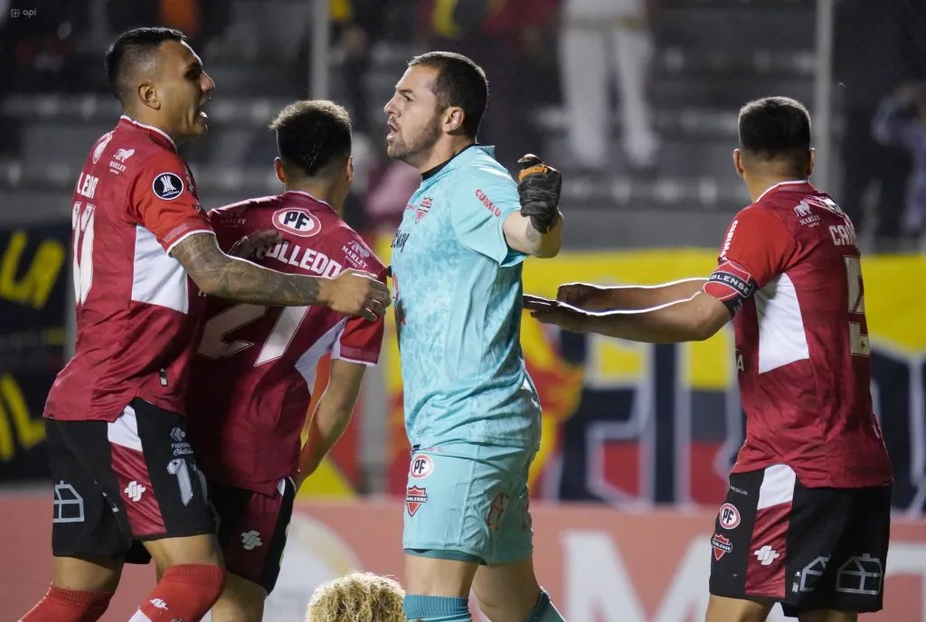 Nicola Pérez fue la gran figura en el empate de Ñublense. (Photosport)