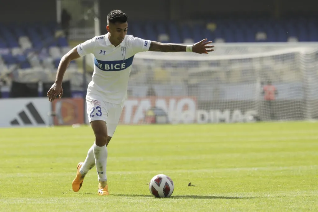 En caso de no llegar Guillermo Soto, Nieto será el lateral derecho titular.  Eduardo Fortes/Photosport