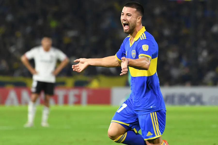 El Cacique sufrió ante los argentinos ayer. | Foto: Photosport